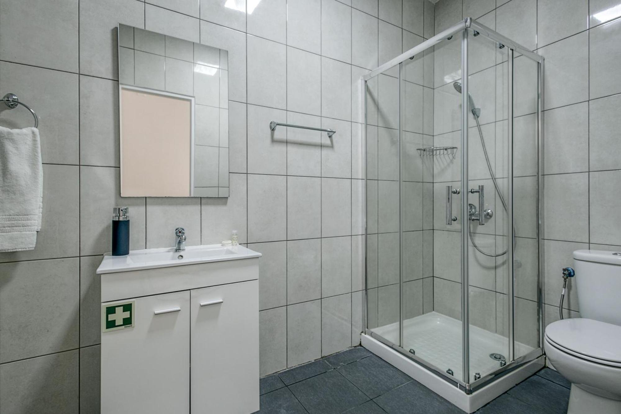 Travel & Live Aliados Apartment Porto Oda fotoğraf
