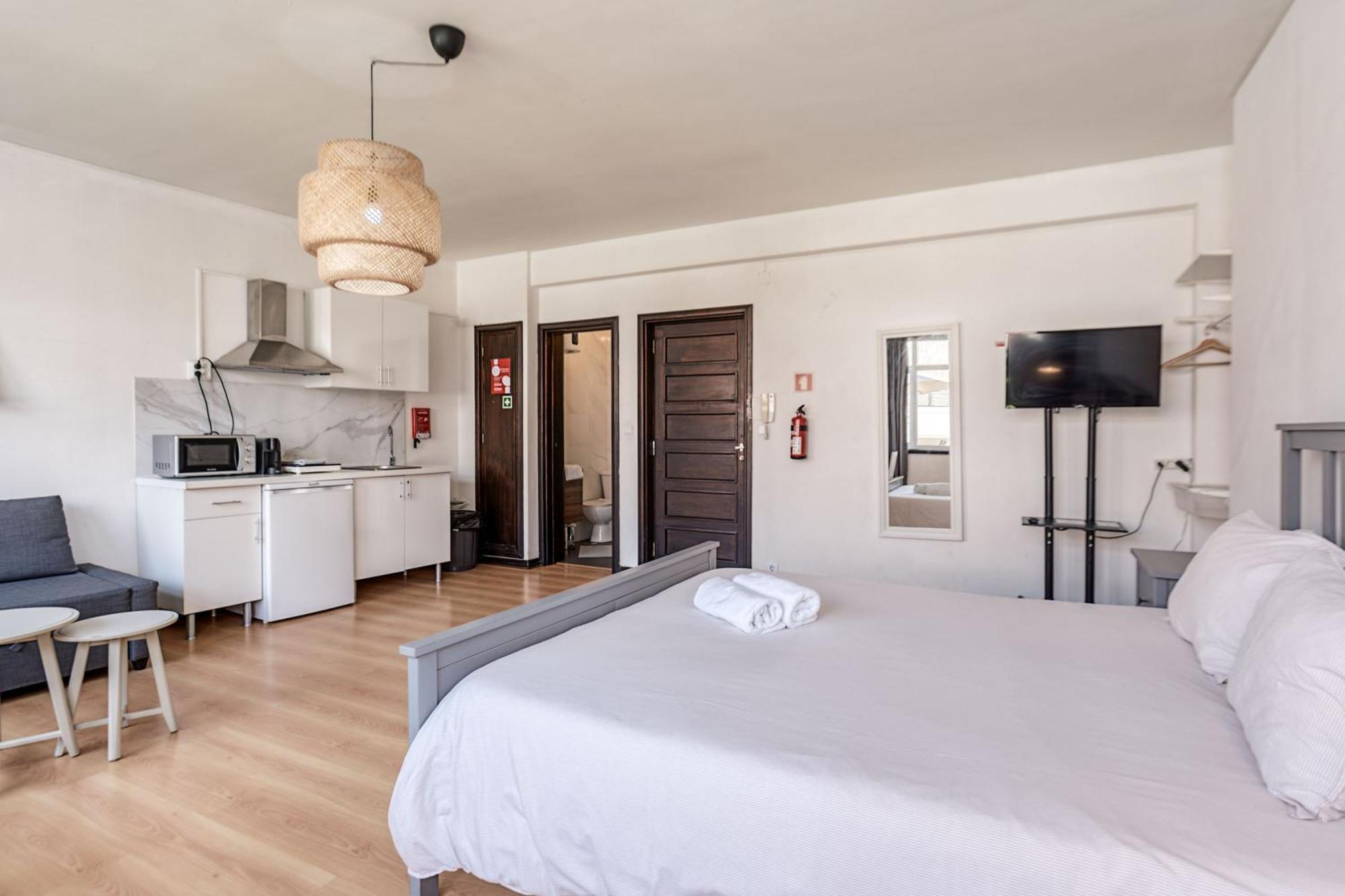 Travel & Live Aliados Apartment Porto Oda fotoğraf